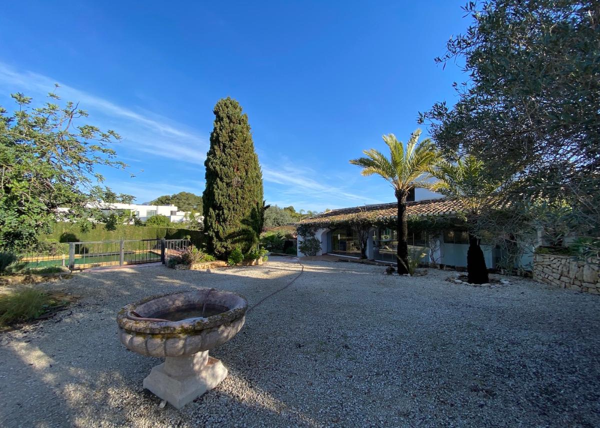 Venta. Villa en Javea