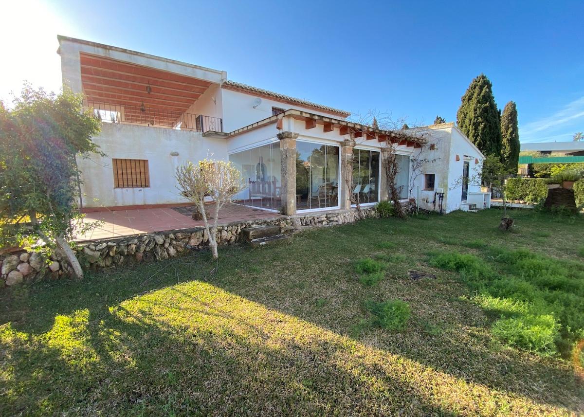 Venta. Villa en Javea