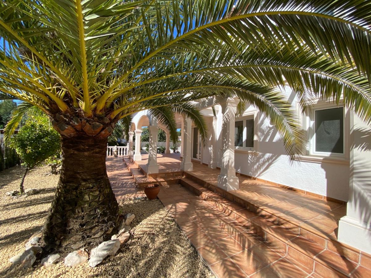 Venta. Villa en Javea