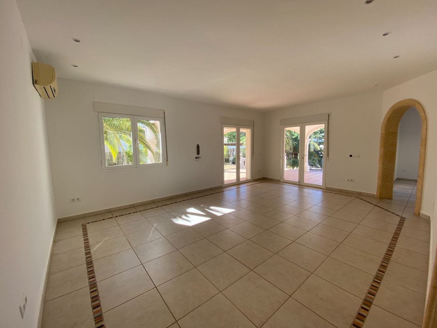 Venta. Villa en Javea