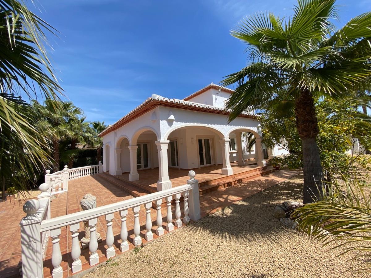 Venta. Villa en Javea