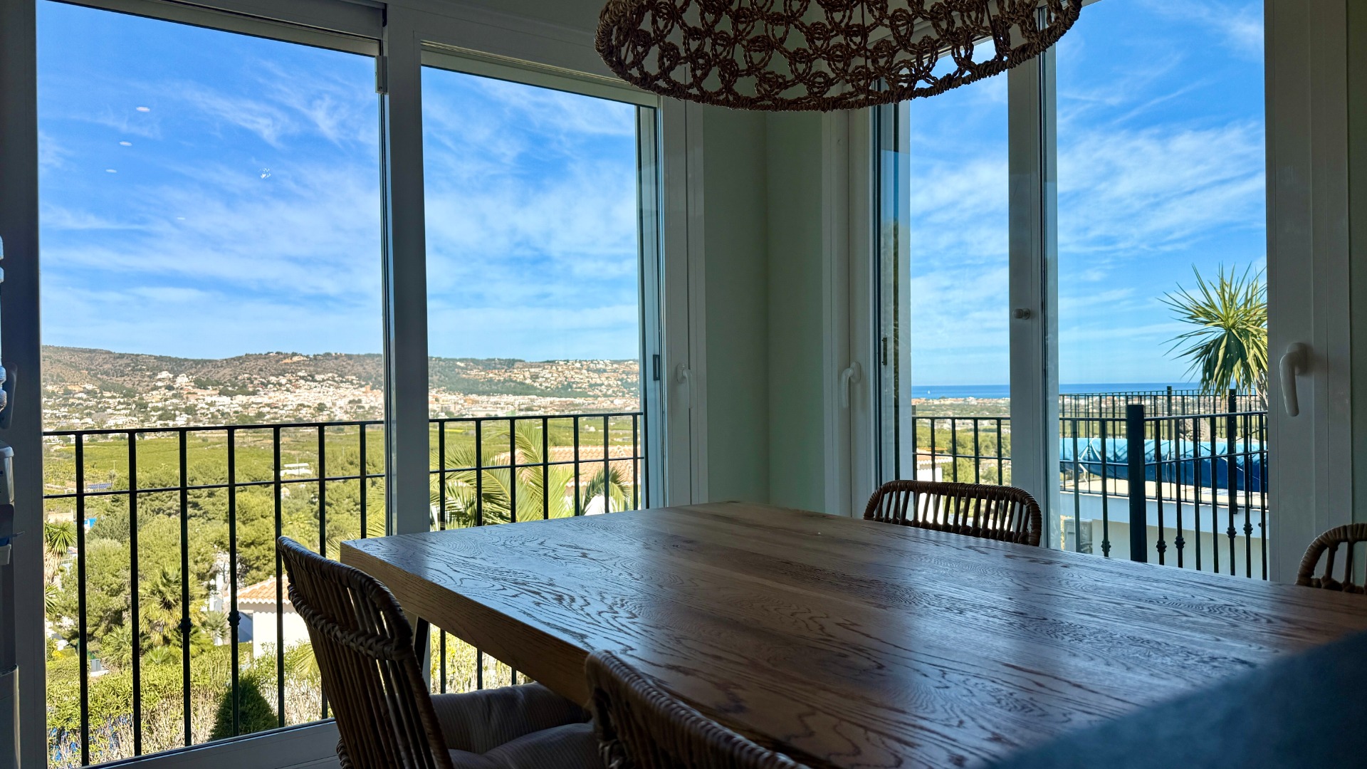 X8464 - Chalet/Villa en venta en Javea