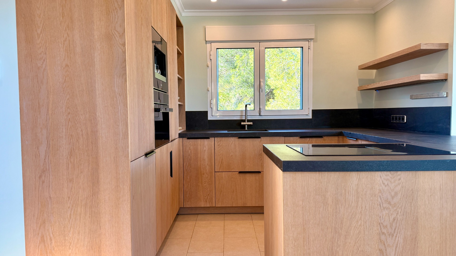 X8464 - Chalet/Villa en venta en Javea