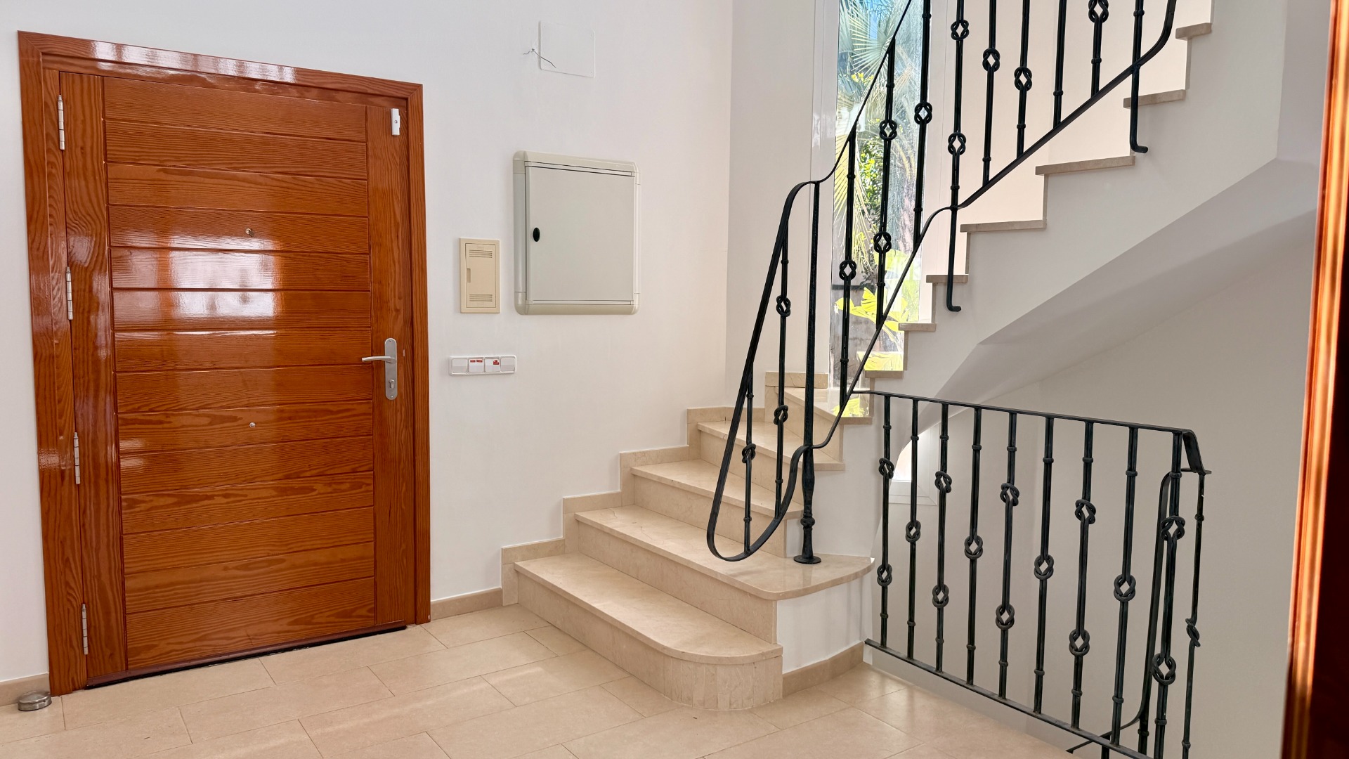 X8464 - Chalet/Villa en venta en Javea