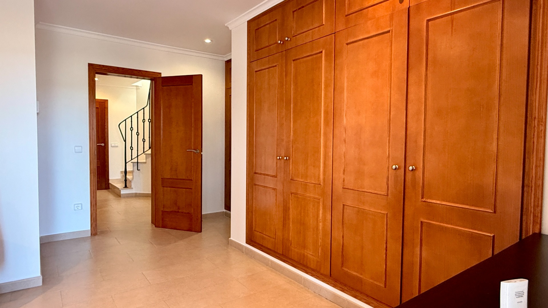 X8464 - Chalet/Villa en venta en Javea