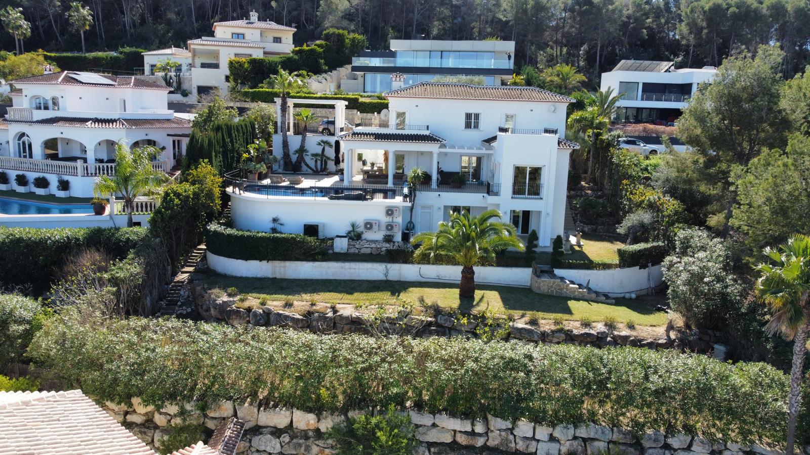 X8464 - Chalet/Villa en venta en Javea