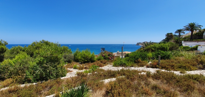 Venta. Villa en Javea