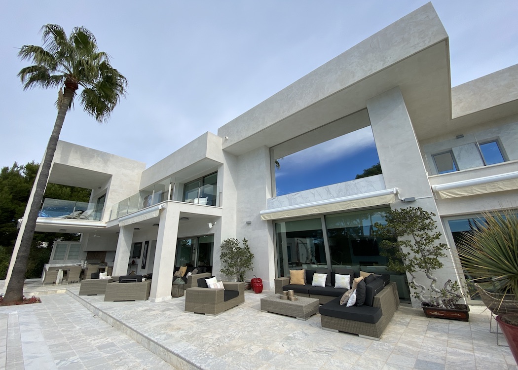 Venta. Villa en Javea