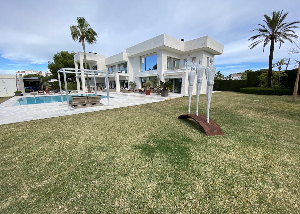 Venta. Villa en Javea