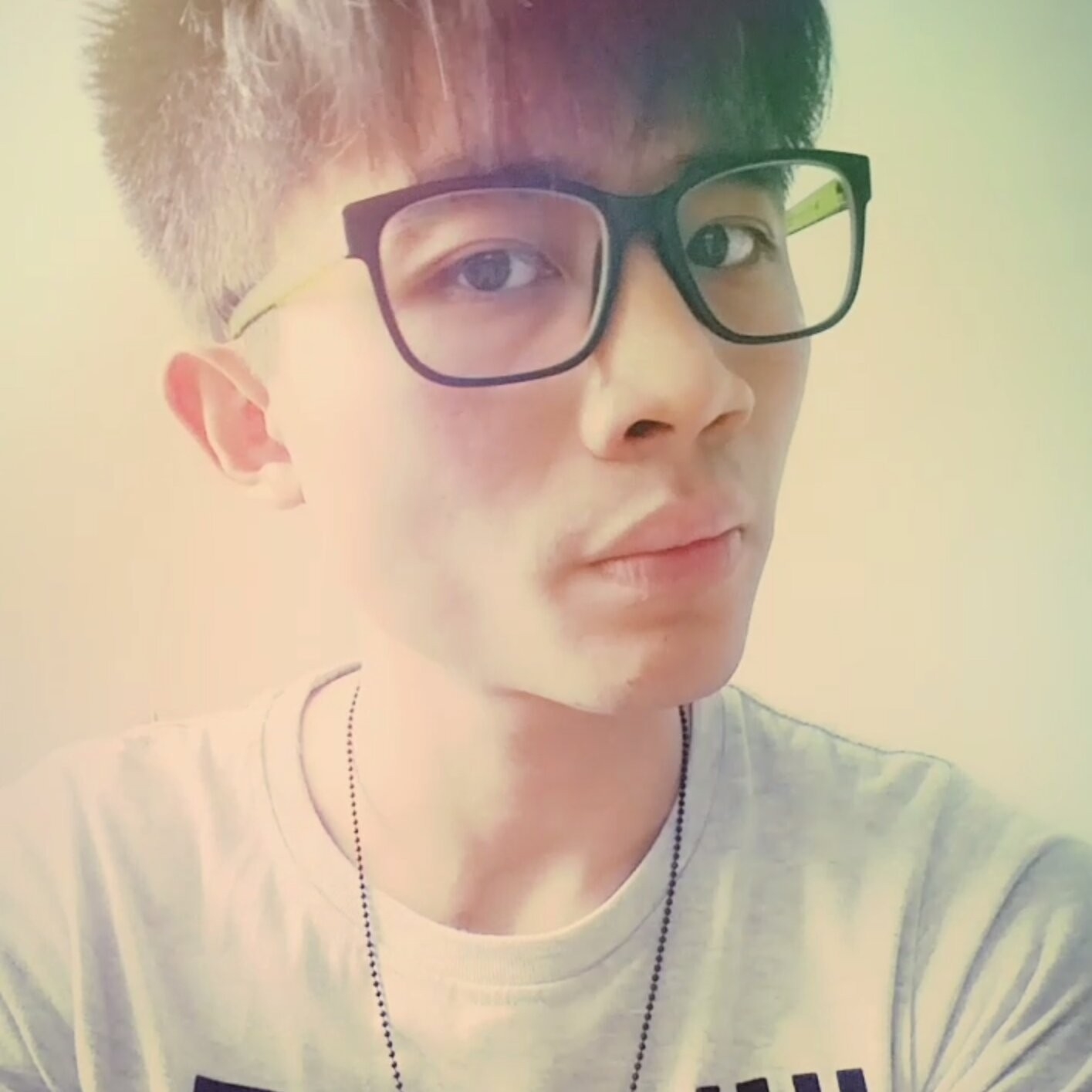 Henry  Ng's avatar'