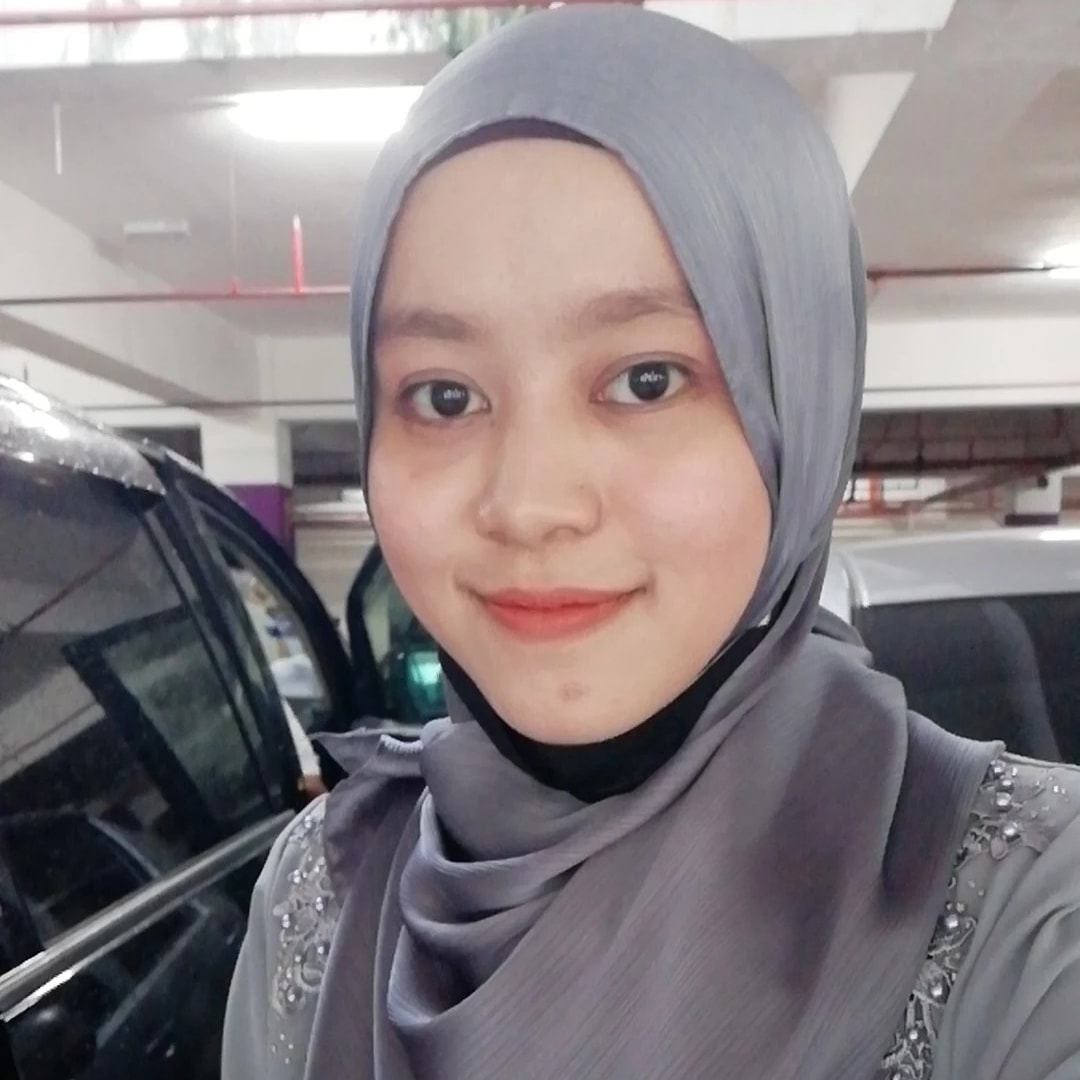 Nik Anis Syamimi's avatar'