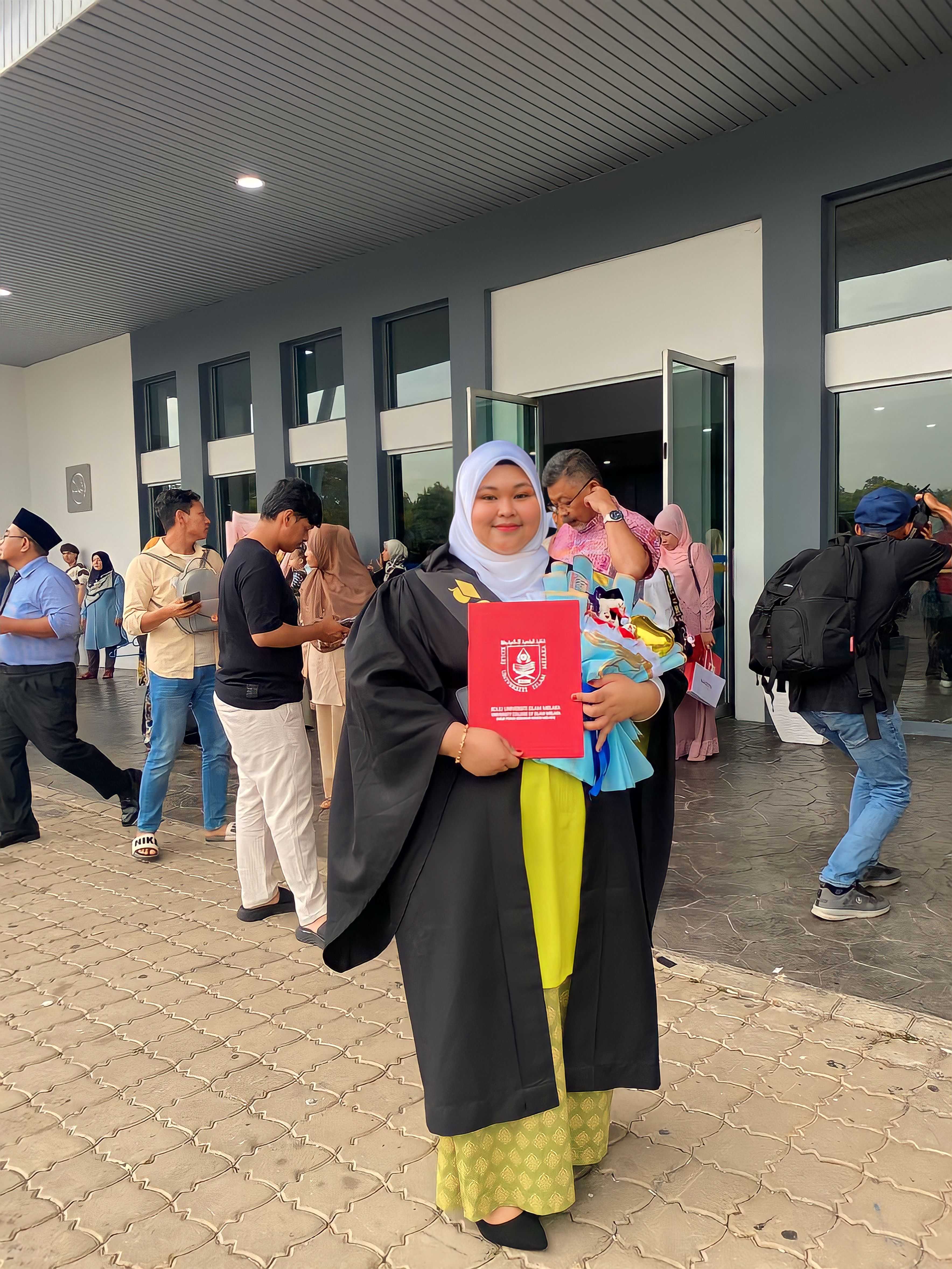 Intan Nur Sabrina binti Norhaizam's avatar'