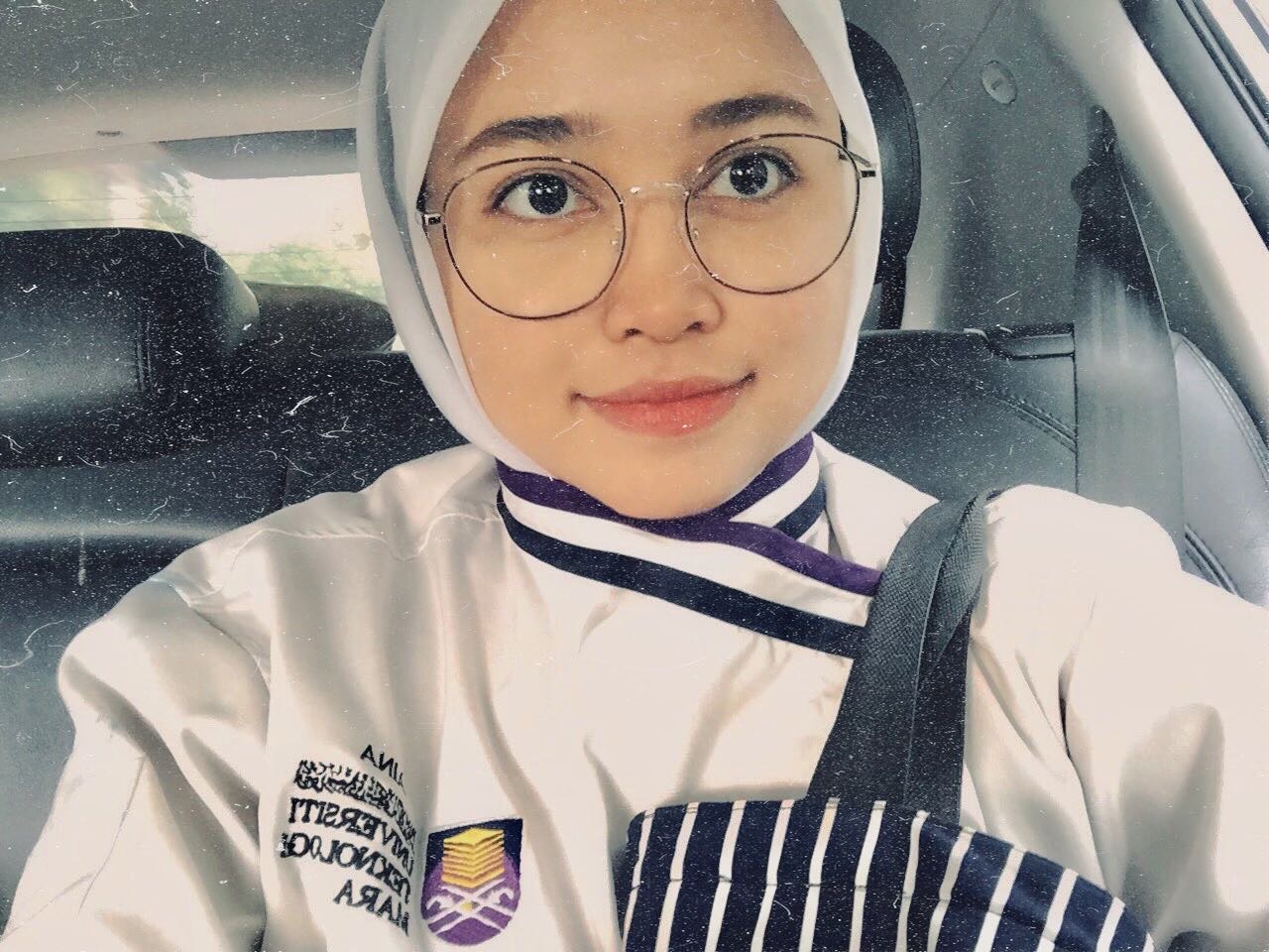 Aina Syazwani's avatar'