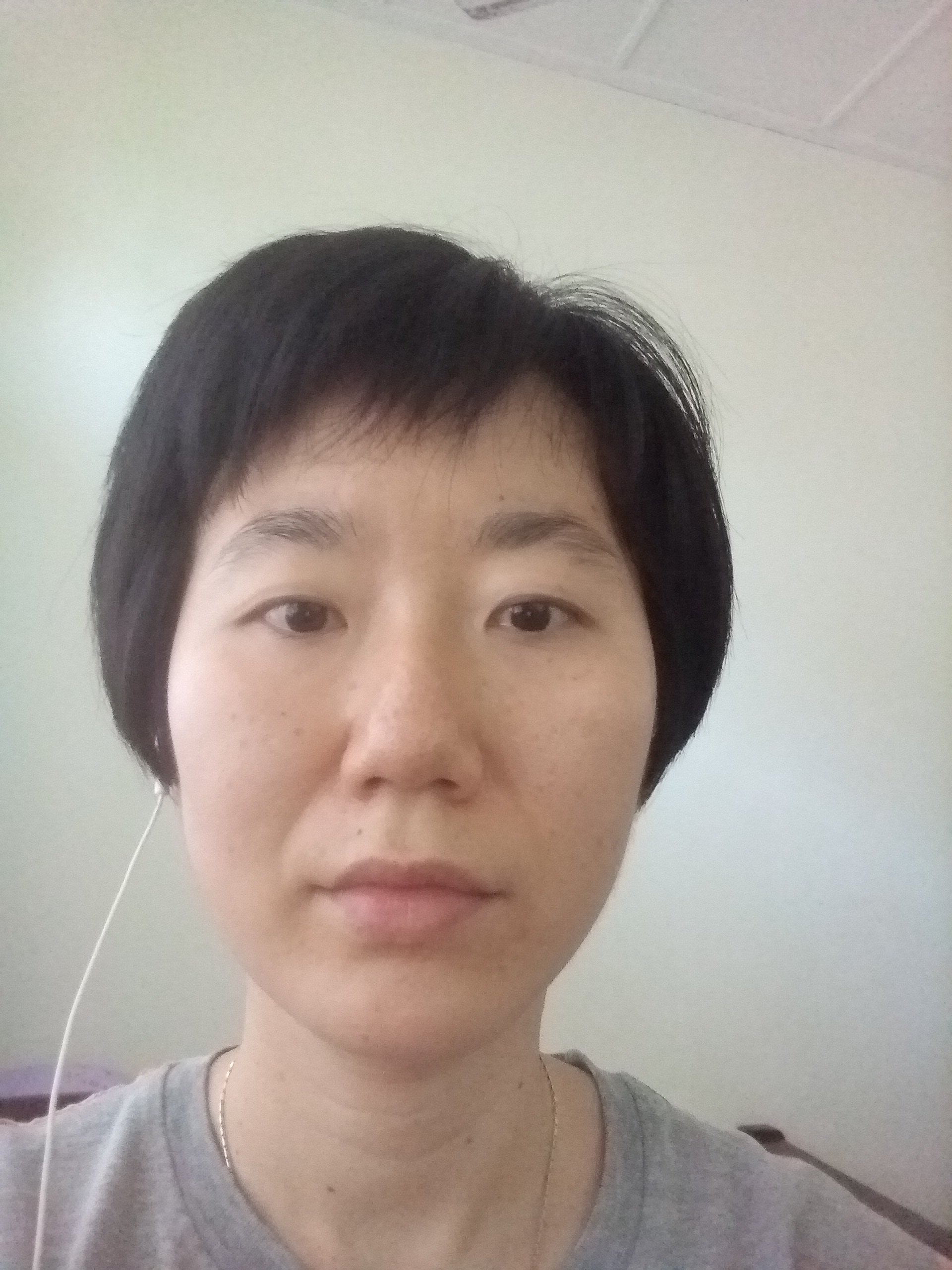 Yong Li ping's avatar'