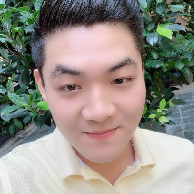 Edmund Tan's avatar'