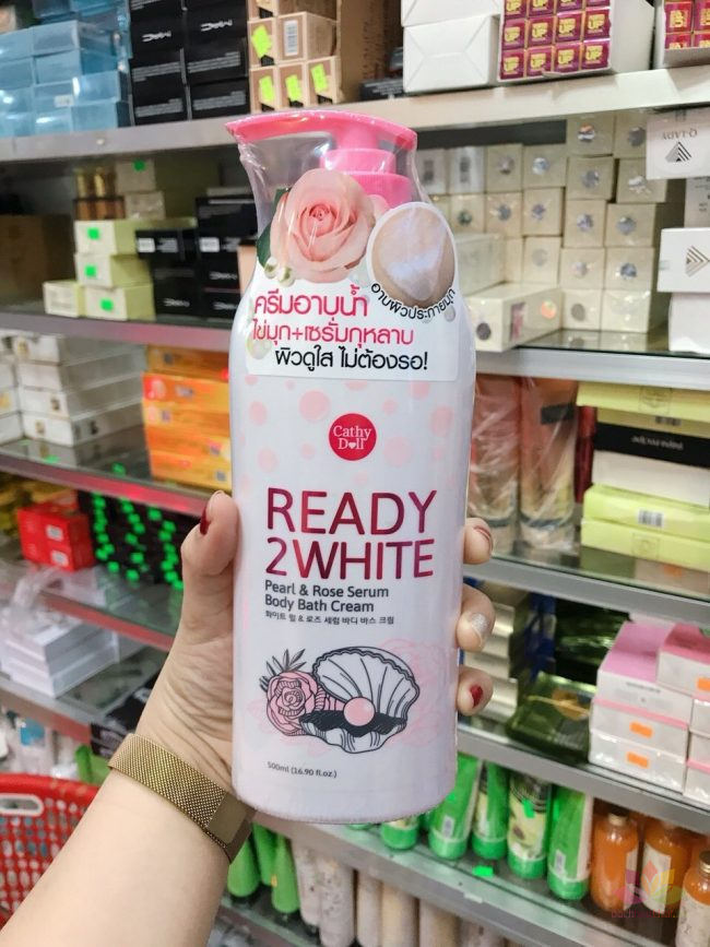 Sữa tắm Ready 2 White Pear and Rose Serum 