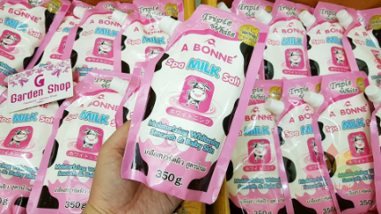 Muối tắm tẩy tế bào chết A Bonne Spa Milk Salt ảnh 3