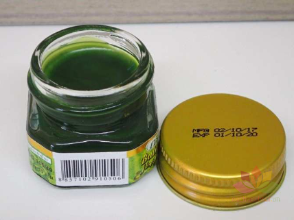 Dầu cù là Green Herb Clinacanthus Nuthans ảnh 2