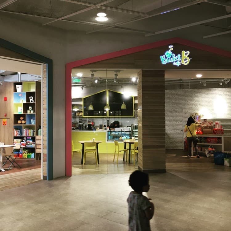 New Bucket B Cafe At Ipc Loopme Malaysia