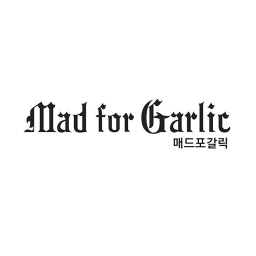 Brand's Logo
