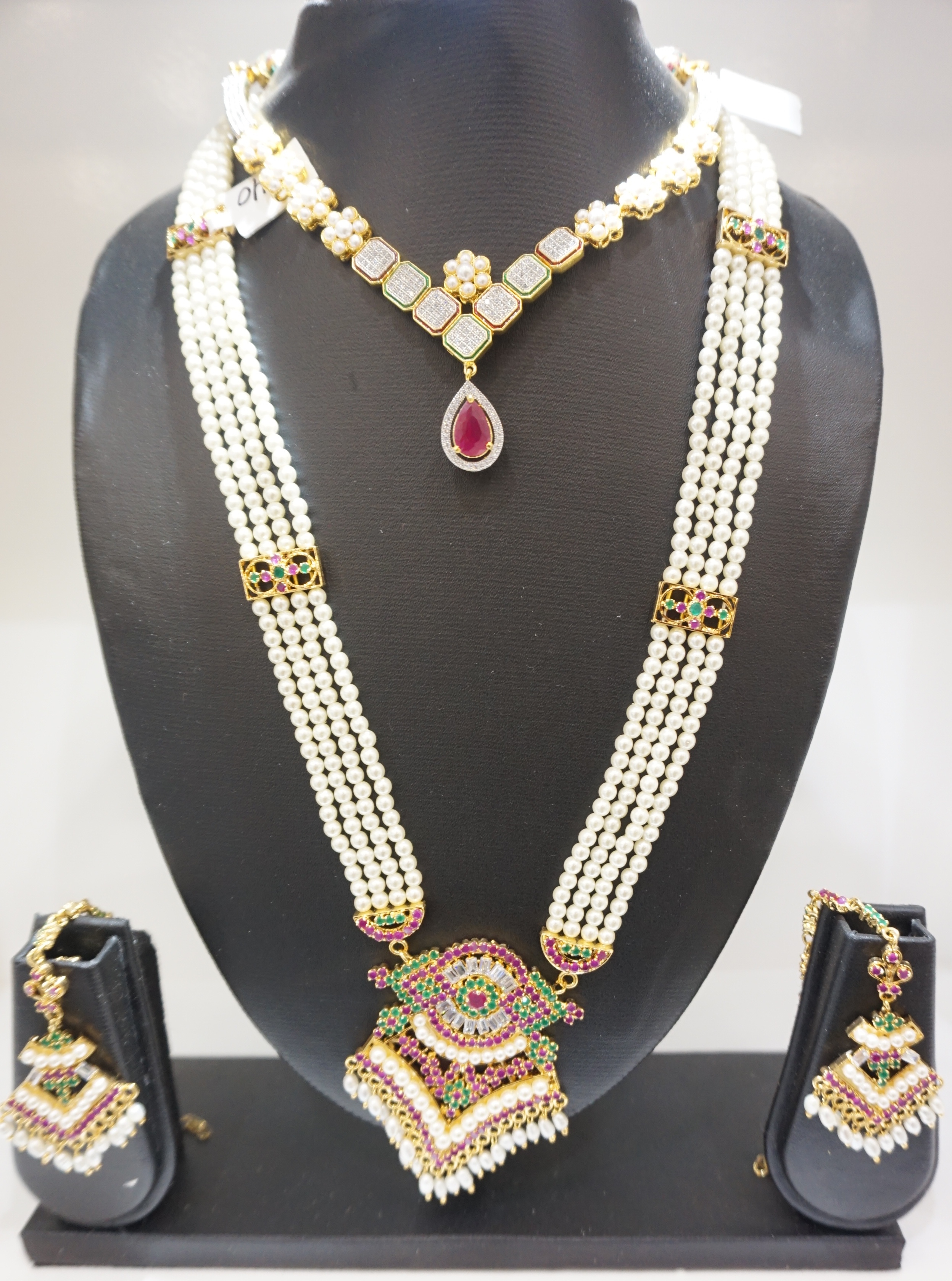 Discounts in Aliganj, Lucknow on JewelleryDiamondSilverGold