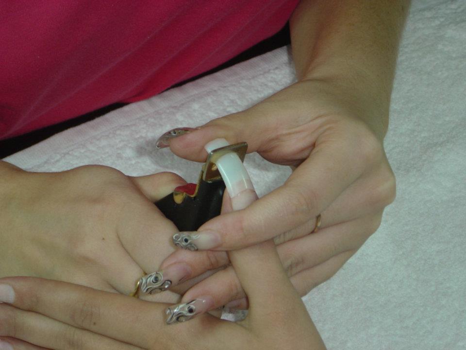 Deals & Discounts in Lajpat Nagar, Delhi on Nail Arts Kits, Design