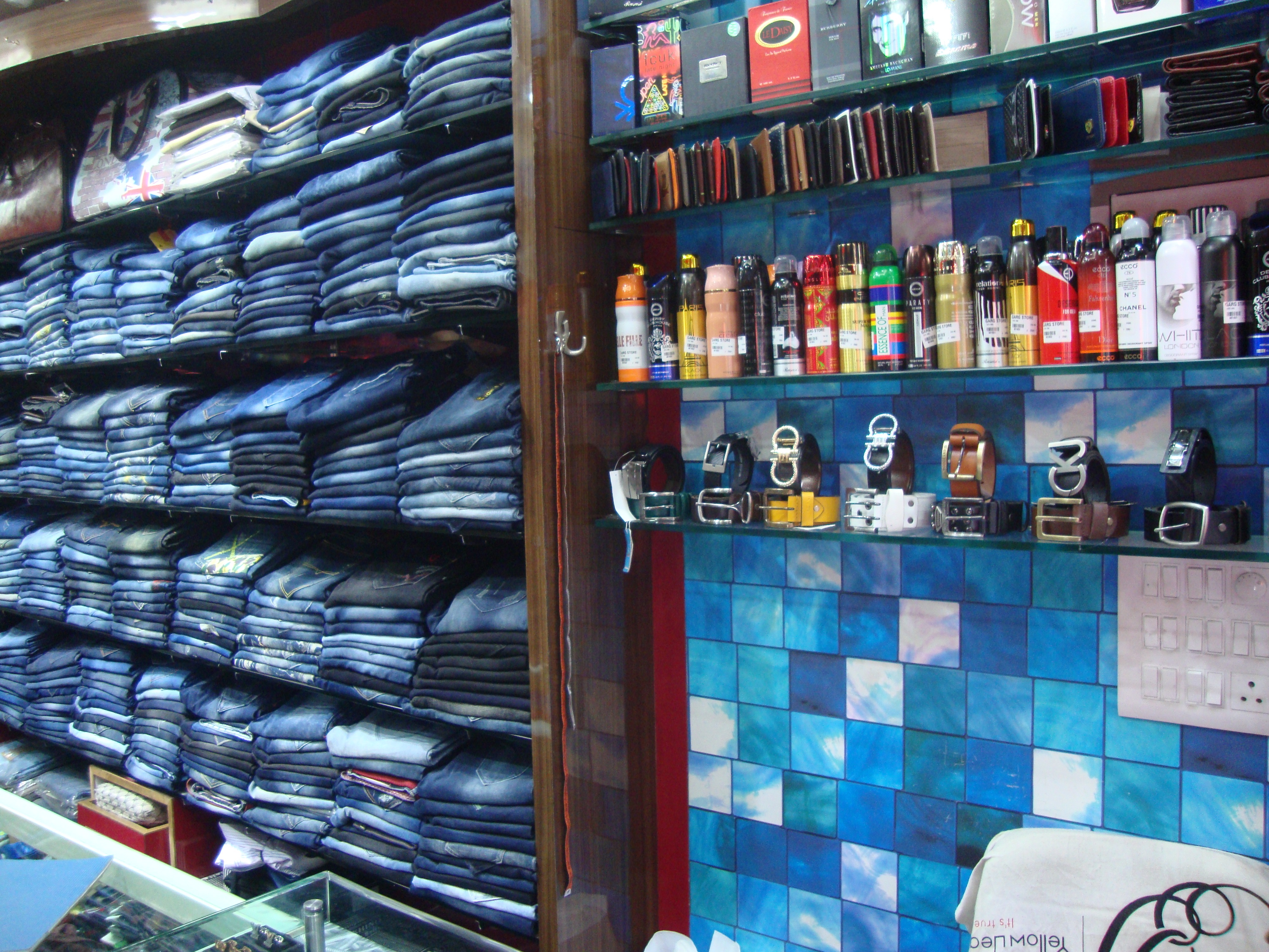 Discounts in madangiri, New Delhi on ApparelsTrendy Collection