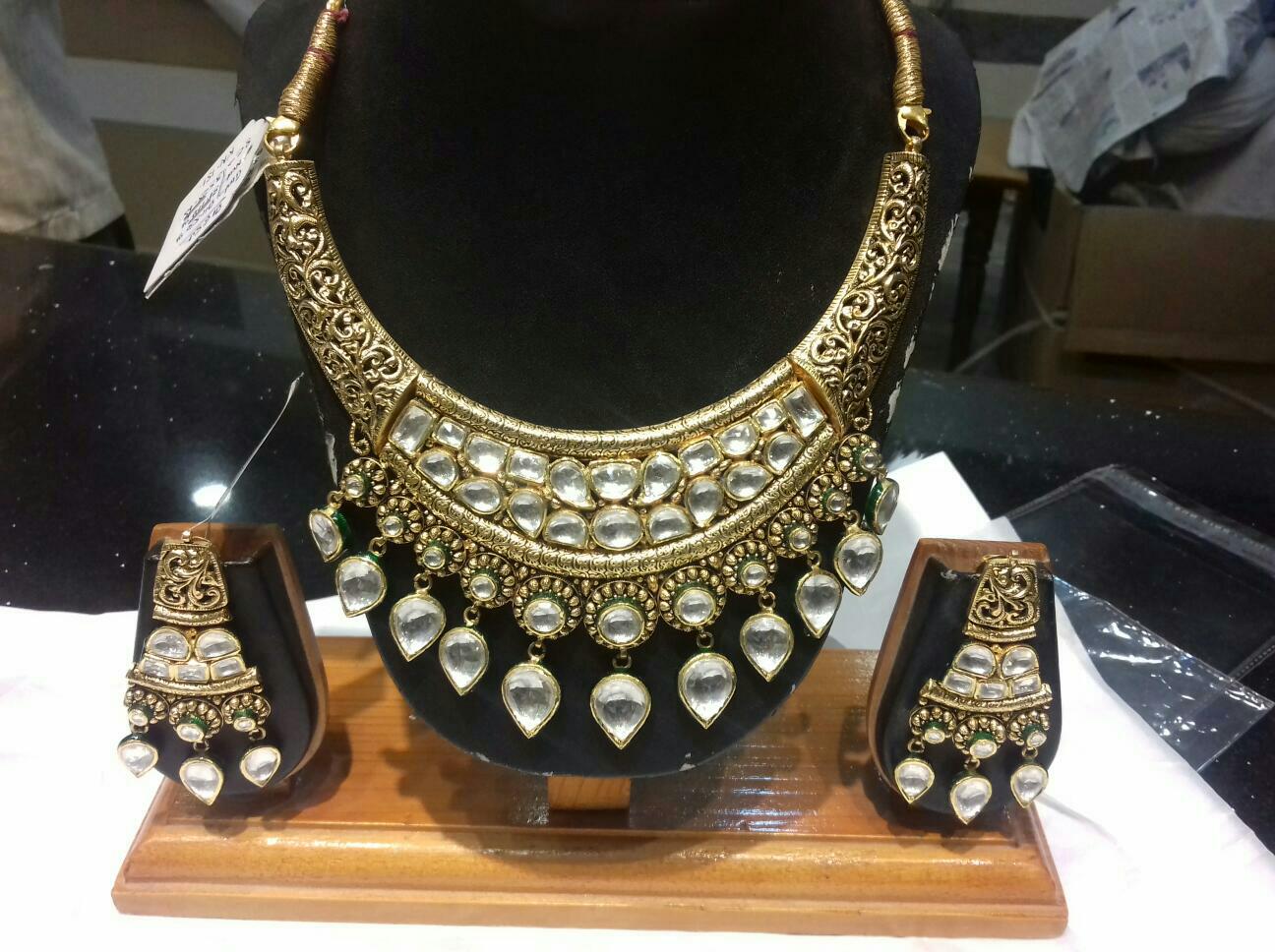 Discounts in aminabad, Lucknow on JewelleryDiamondSilverGold