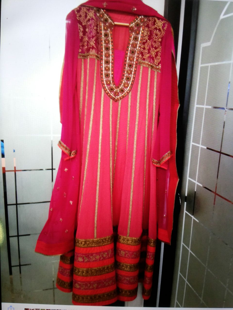 Discounts in gurgaon, Gurgaon on Women's Ethnic Wear at Clothing Shop