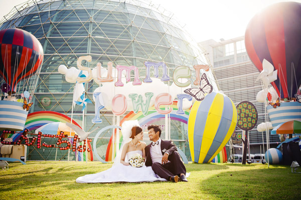 คู่รัก,พรีเวดดิ้ง,ถ่ายภาพพรีเวดดิ้ง,ถ่ายพรีเวดดิ้ง,prewedding,พร๊อพ 30 ไอเดียภาพถ่ายพรีเวดดิ้ง น่ารักสดใสฟรุ้งฟริ้ง