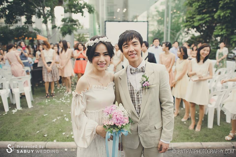 งานแต่งงาน,เจ้าบ่าว,เจ้าสาว ชุดเจ้าสาวอวดไหล่สวย