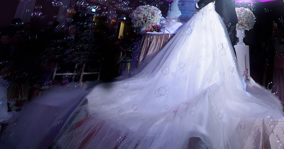 งานแต่งงาน,ชุดเจ้าสาว,เวทีแต่งงาน,พร๊อพ Dryice เป็นเหตุ