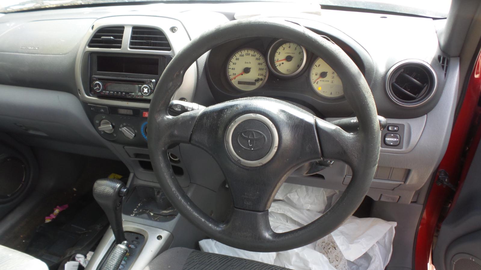 TOYOTA-RAV4-FUSE-BOX-UNDER-DASH-ACA2-R-