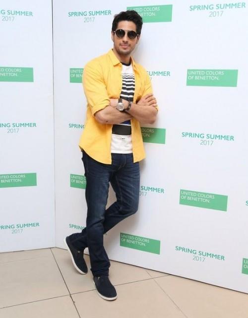 yellow shirt with blue jeans