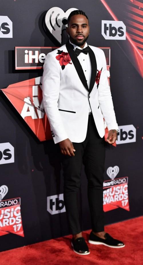 Shop Chrisbrown Blazer Suit On Seenit 45329