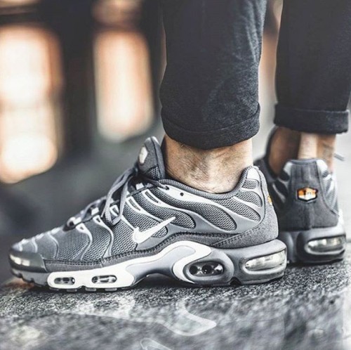 Looking for these grey running sneakers - SeenIt