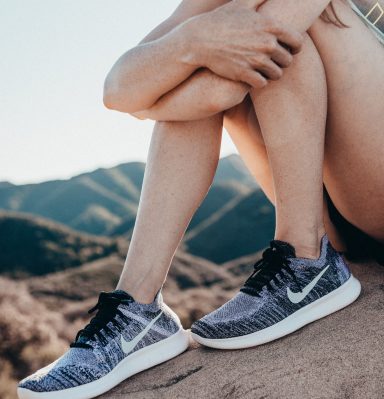 Looking for this grey nike sneakers - SeenIt