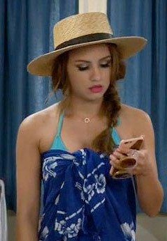 need that hat online please which Sofia is wearing - SeenIt