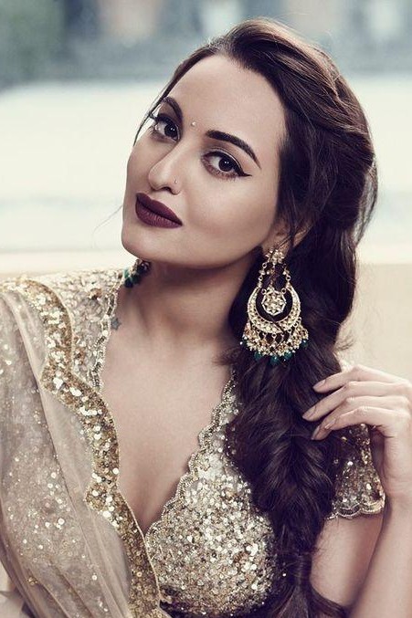 Shop Sonakshisinha Lipstick Makeup On Seenit 34110