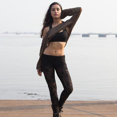 Latest jeggings looks and outfits 