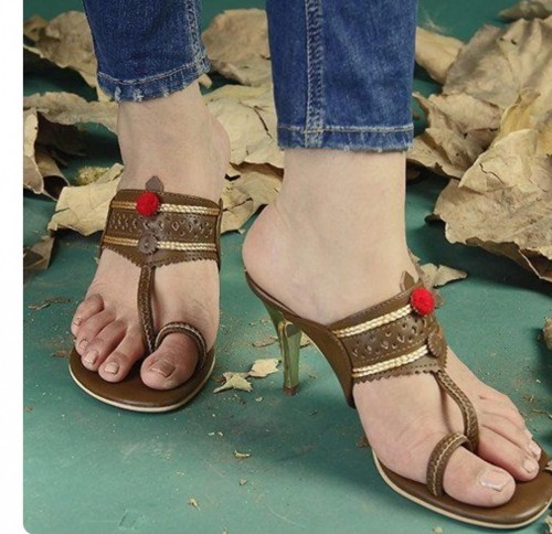 kolhapuri with heels