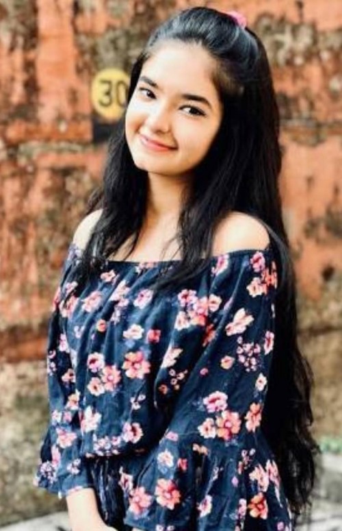 Shop Anushkasen Style Accessories Dress On Seenit 63075