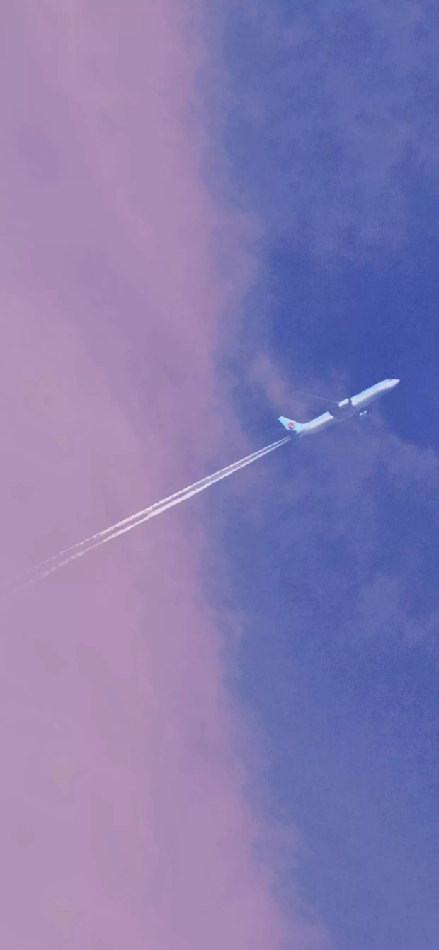 blue and purple air free wallpaper by ulauncher