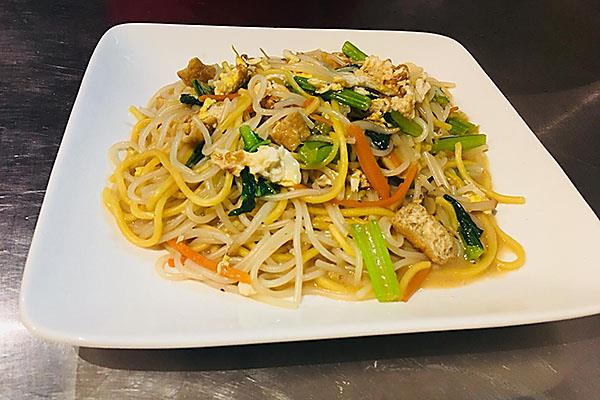 Noodle Dishes 麵类