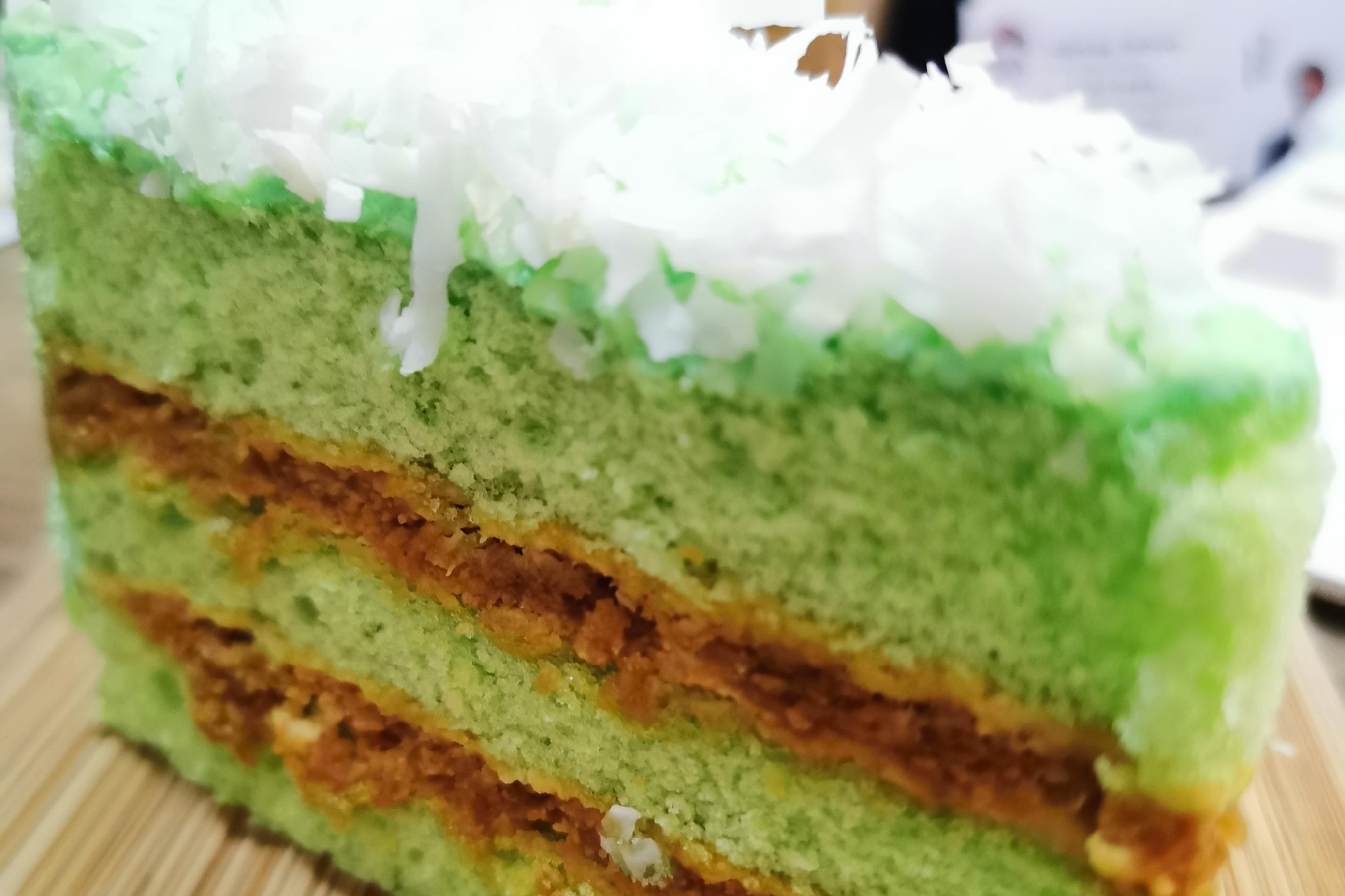 CAKES