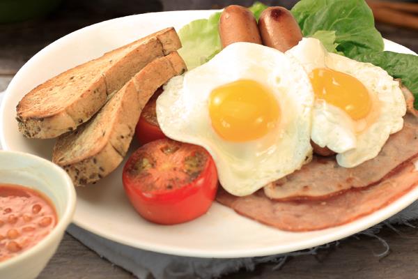 ALL DAY BREAKFAST オールデイブレックファスト