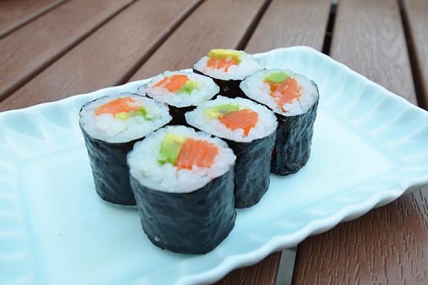 HOSOMAKI