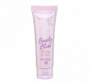 rekomendasi make up untuk kulit kering