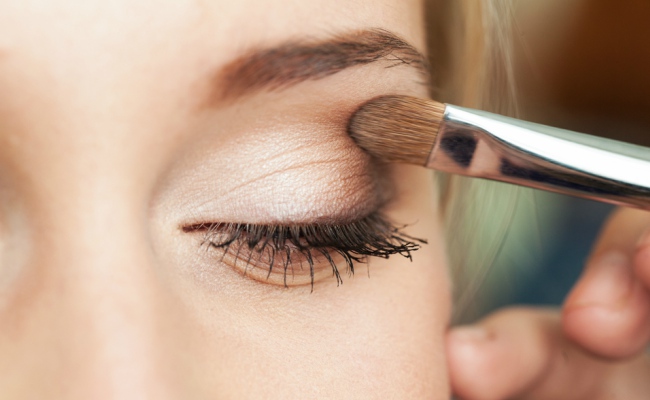 cara mendapatkan tilan makeup glamor yang bisa dipakai cara mendapatkan tilan makeup glamor yang bisa dipakai