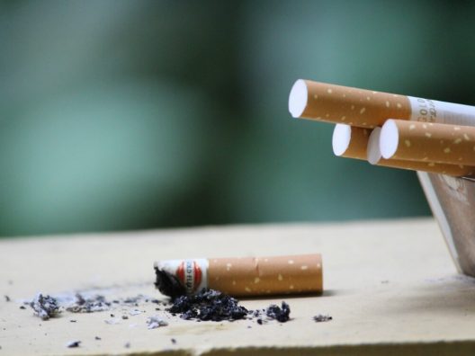Mengenal Milia, Bintik Kecil di Wajah yang Rupanya Mirip